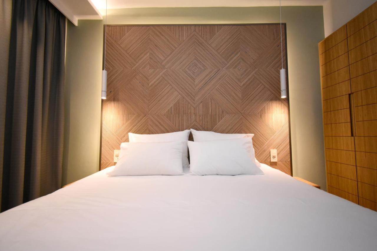 Elena Village Hotel & Suites Myrties Luaran gambar