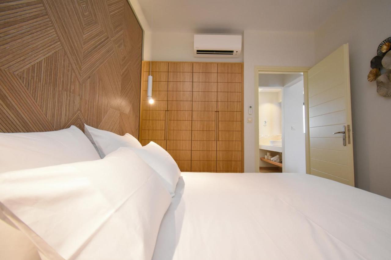 Elena Village Hotel & Suites Myrties Luaran gambar