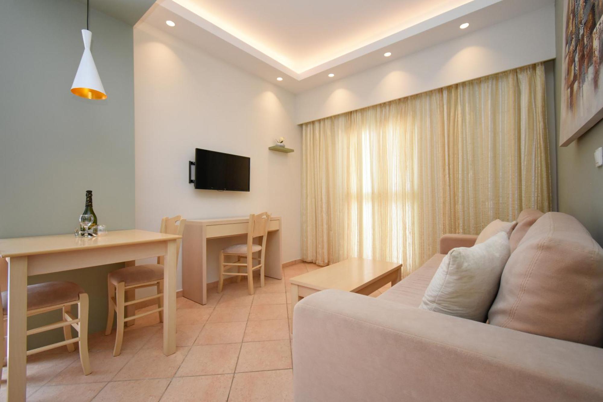 Elena Village Hotel & Suites Myrties Luaran gambar