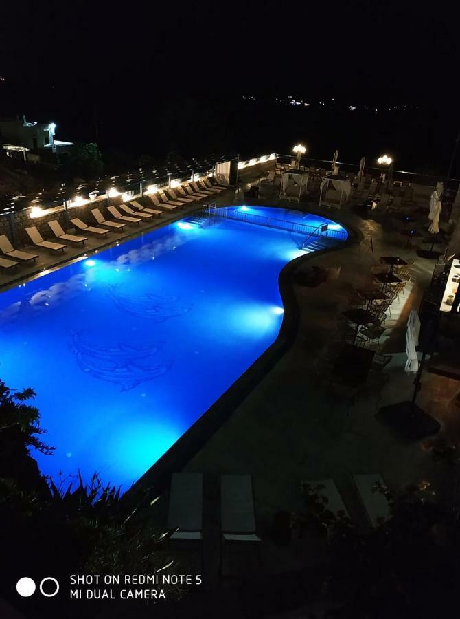 Elena Village Hotel & Suites Myrties Luaran gambar