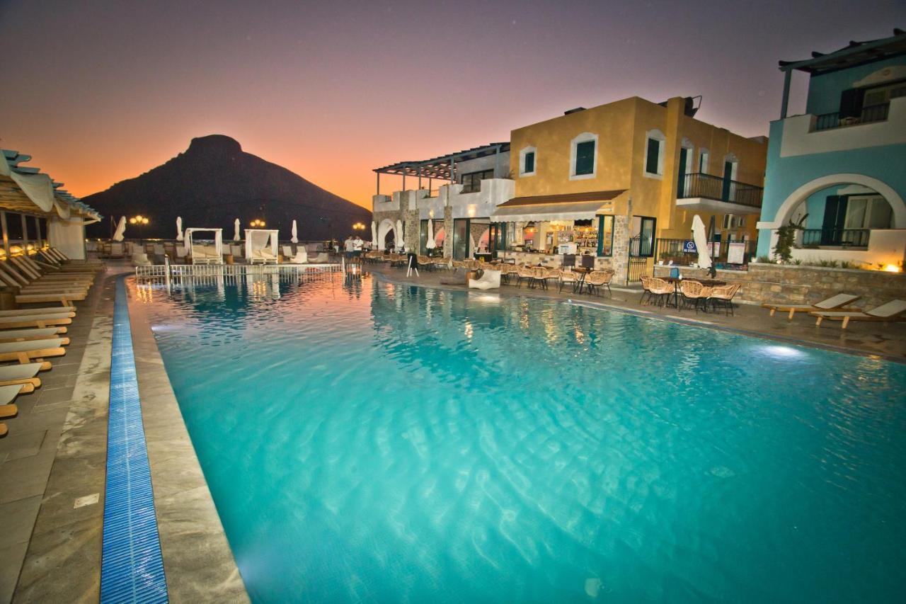 Elena Village Hotel & Suites Myrties Luaran gambar